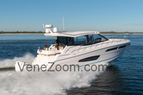 Tekniset tiedot ja arvostelut